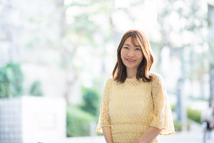 岡あずみさん
